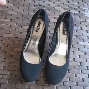 Gorgeous Black pump Shoes